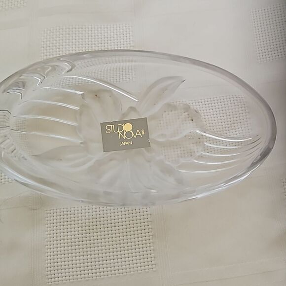 Studio Nova Japan Frosty Egg Shape Flower Tray 7"-4" - Picture 9 of 16